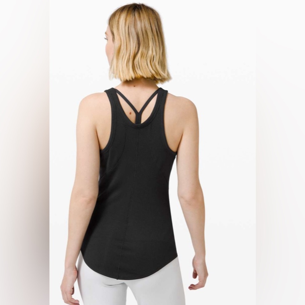 Lululemon Full Day Ahead Tank in Black. Size 8 - Picture 2 of 7